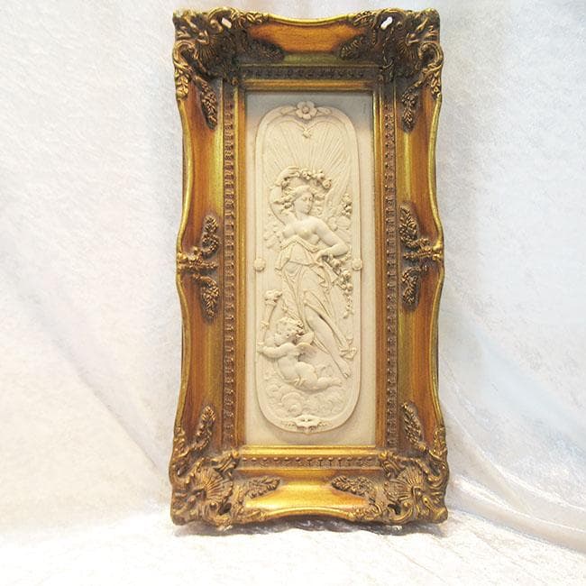 アラバスタの壁掛け　ヴィーナスと天使　19世紀　刻印あり　裏にもマークあり