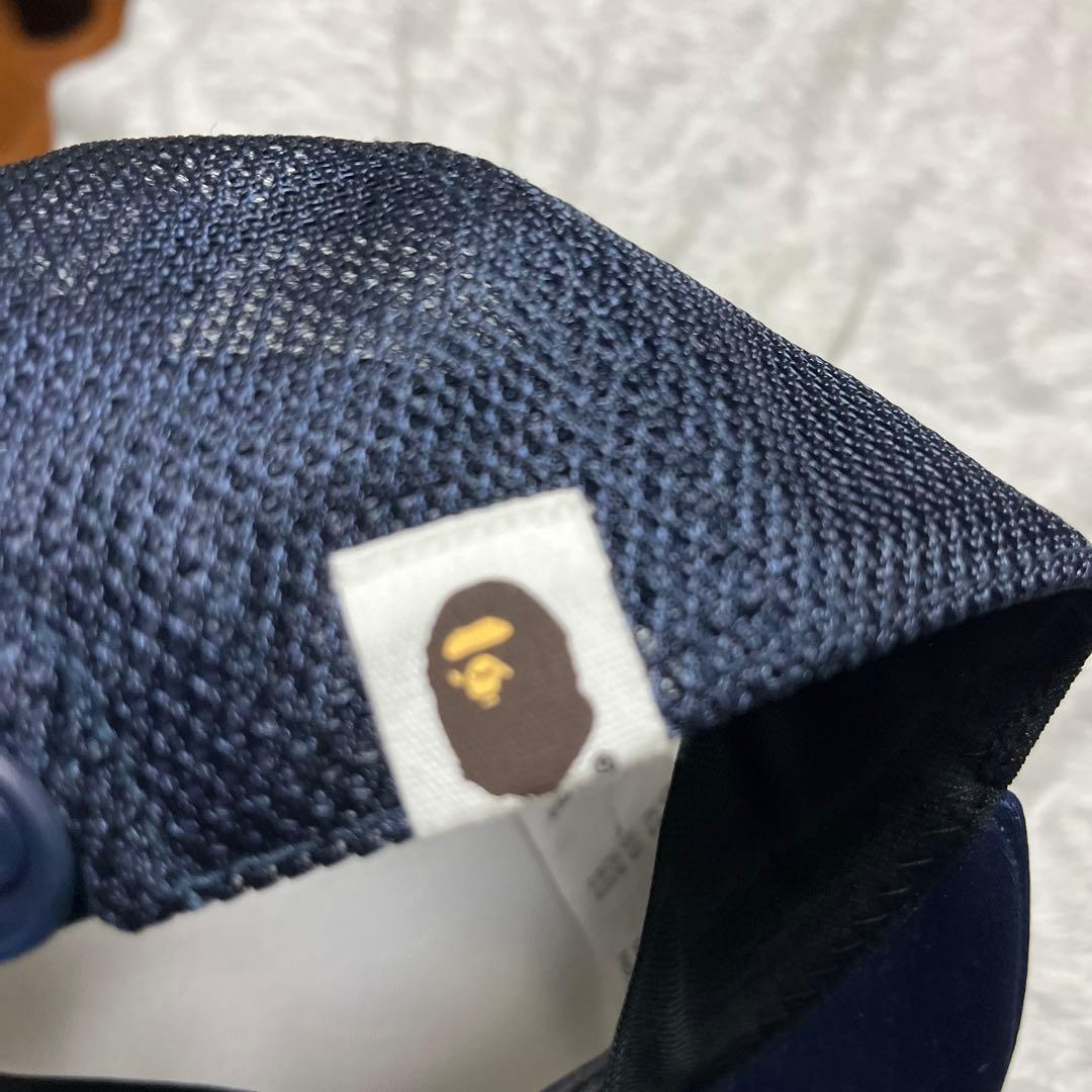 A BATHING APE ロゴキャップ ホワイト/ネイビー