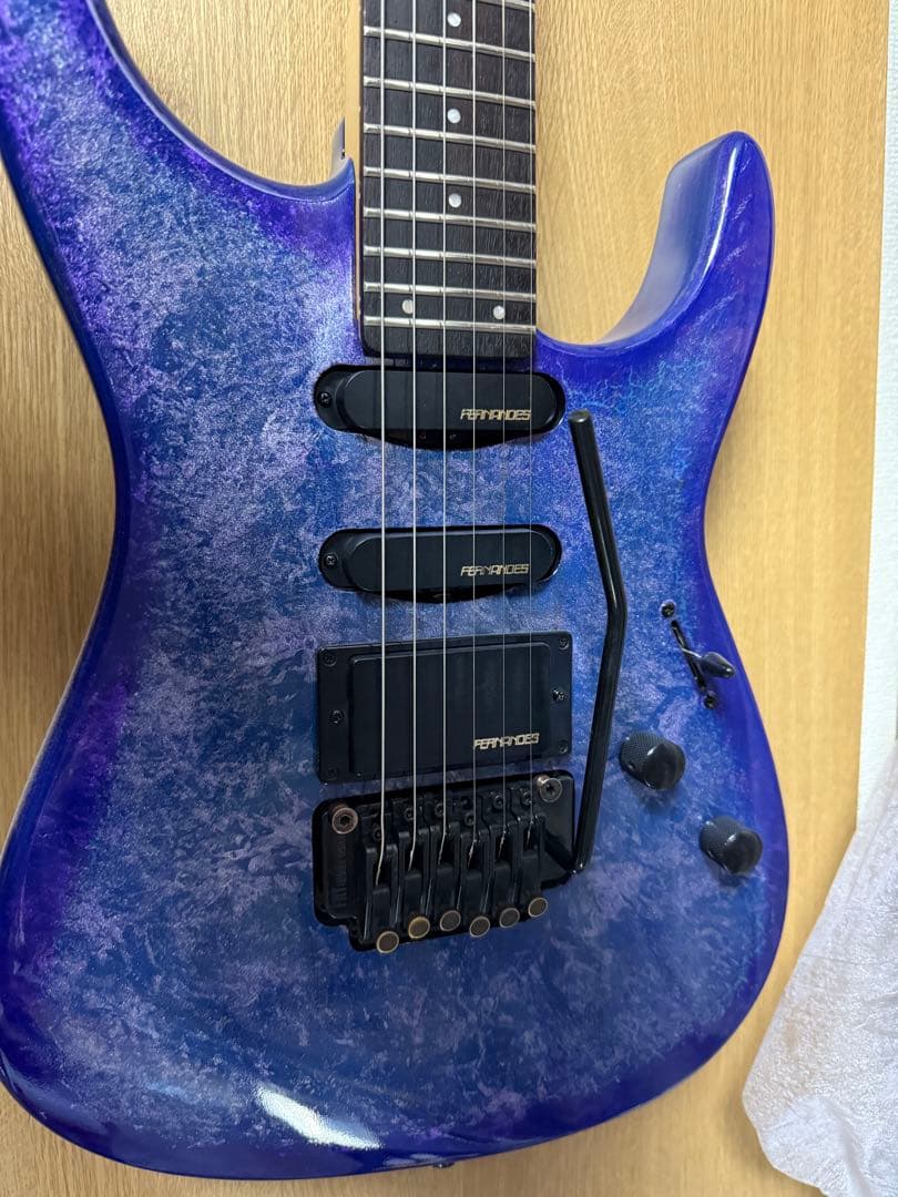 【メンテ済】Fernandes FR-55エレキギターラップ塗装フェルナンデス