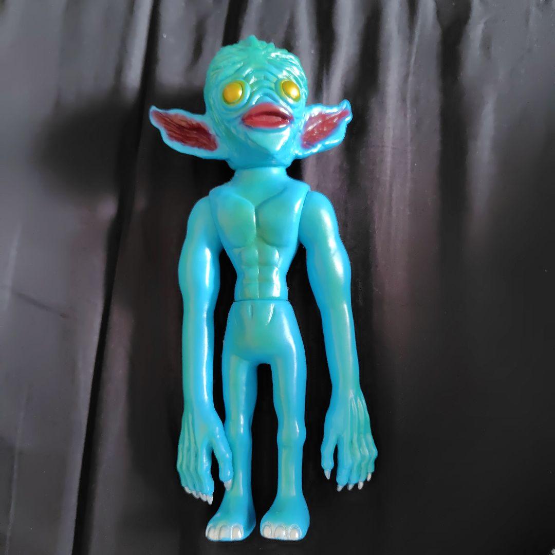 マーミット　宇宙人　青い怪獣フィギュア １９９７
