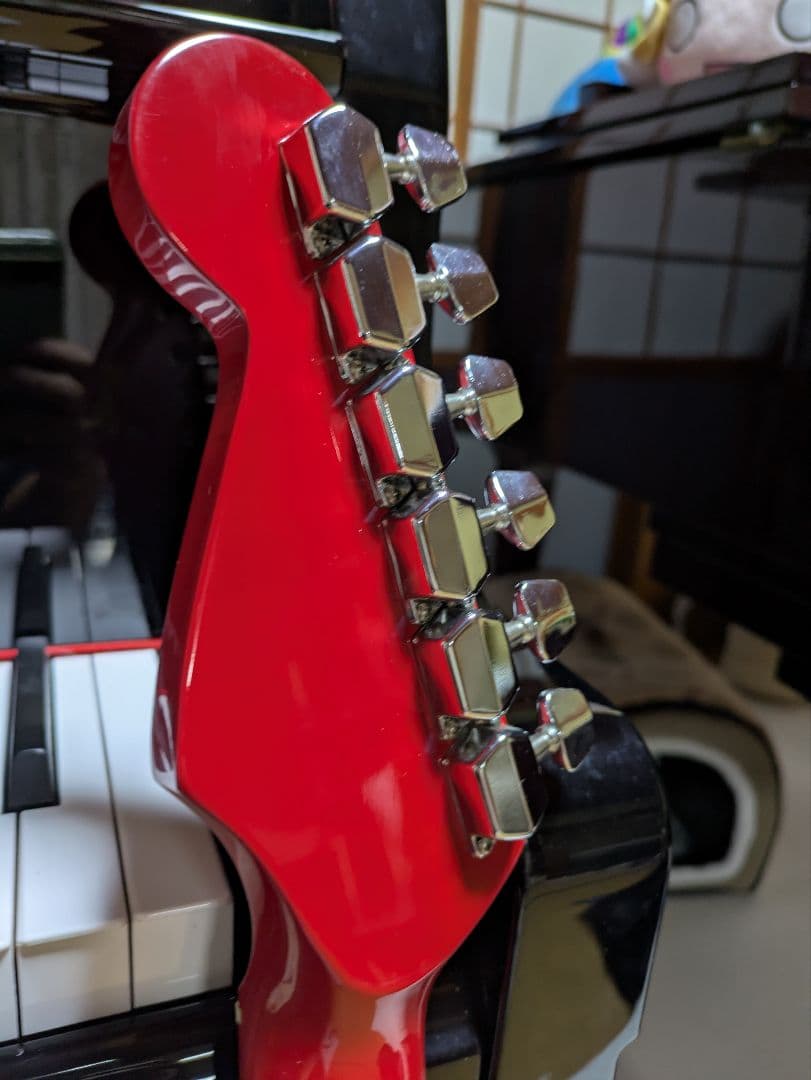 トムソン　Tomson エレキギター レッド　ストラト