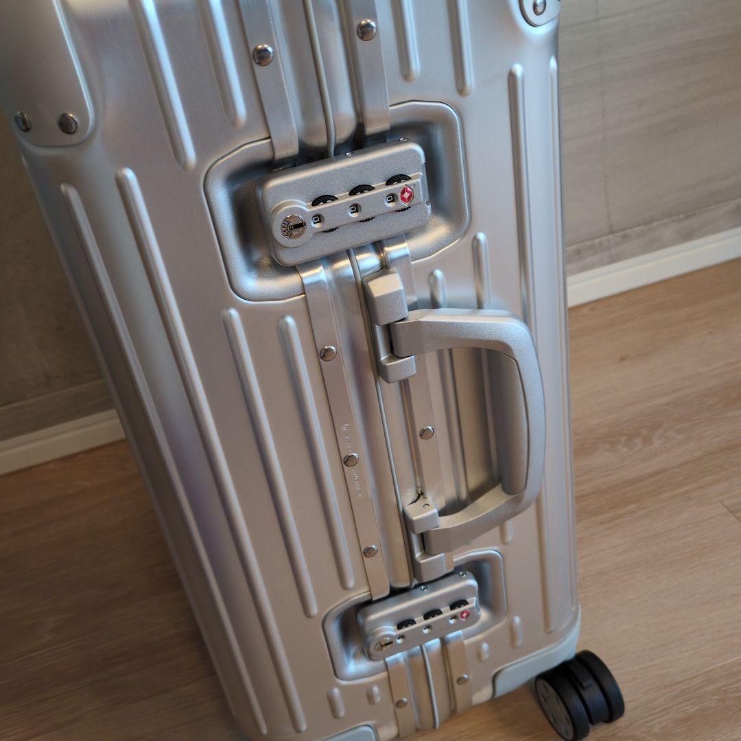 【新品未使用】RIMOWAキャビンプラス　布袋＆ラゲージタグ付き　49L