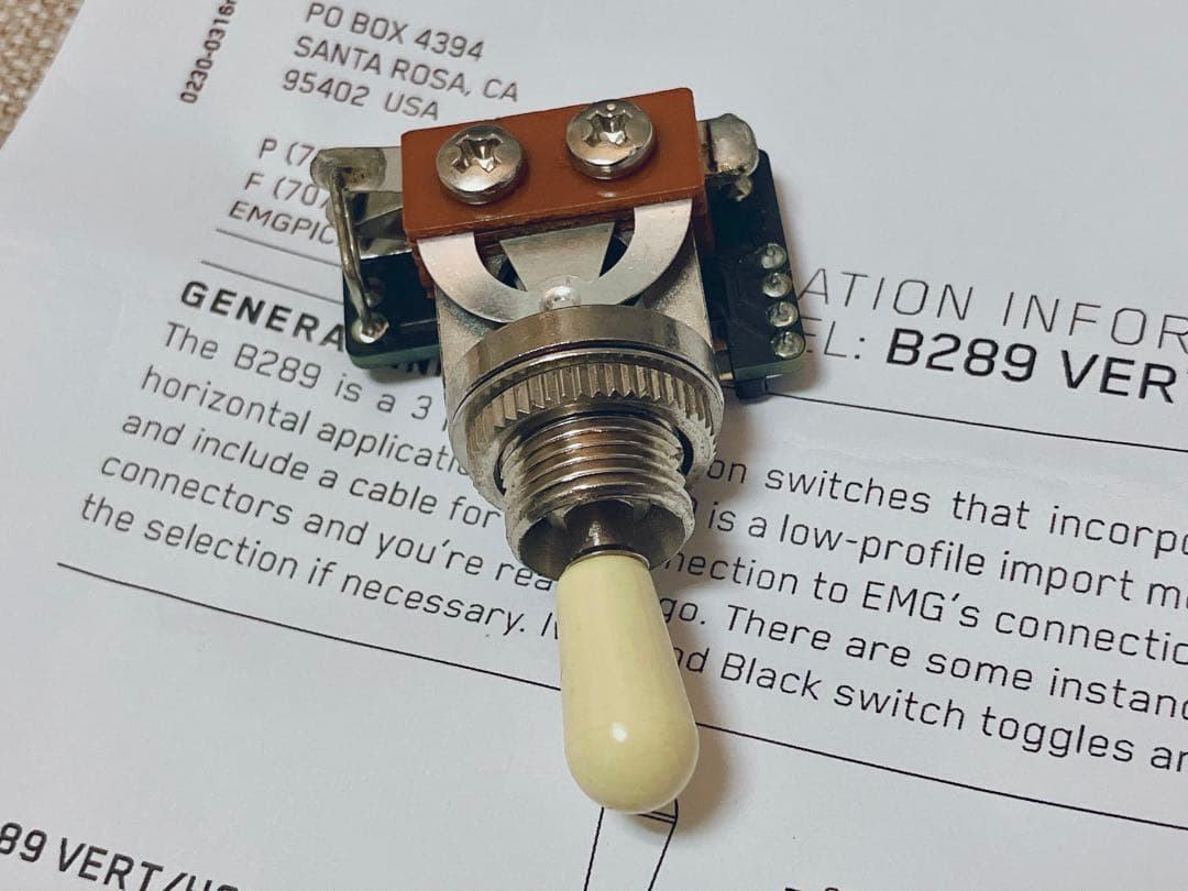 美品 定価¥42,300 EMG JH ＋純正セレクタ B289