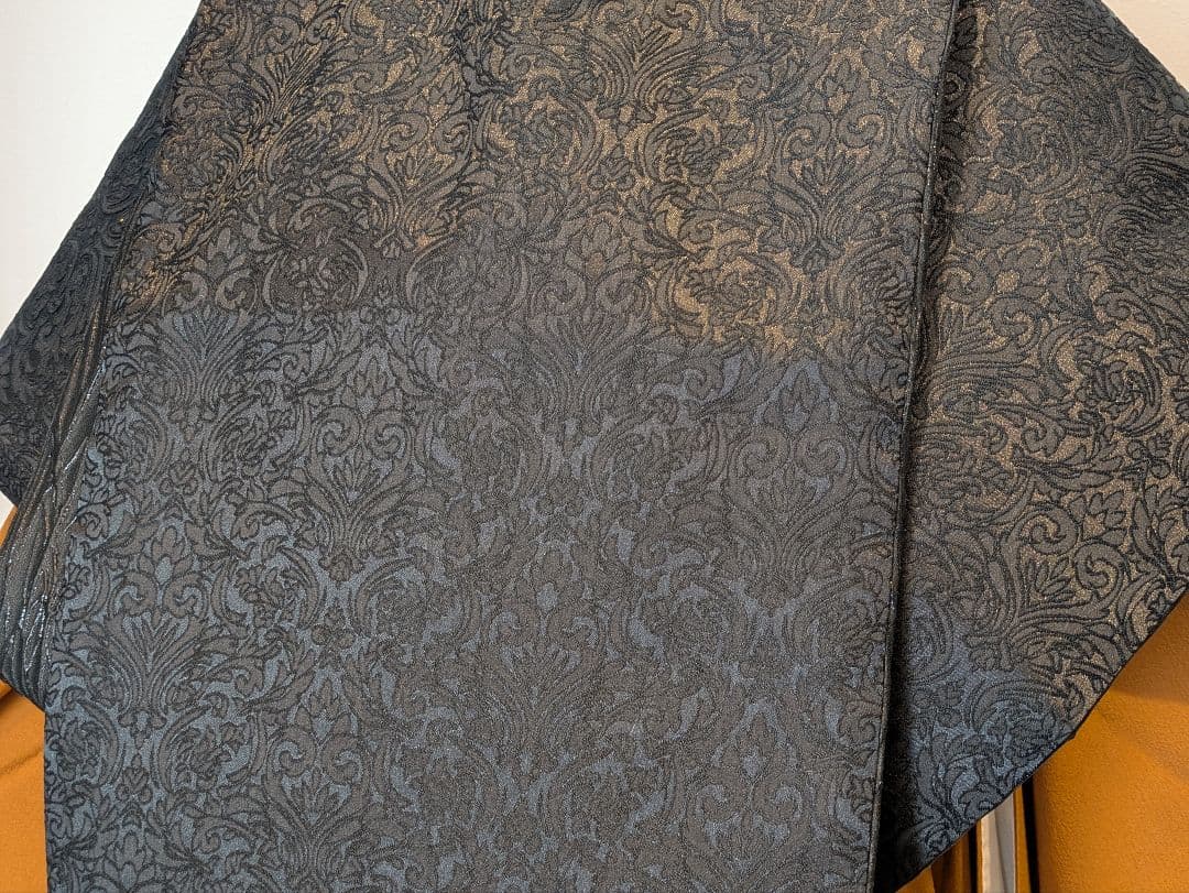 振袖フルセット 身丈160.5裄63.5 刺繍柄 山吹色 黒 成人式 逸品