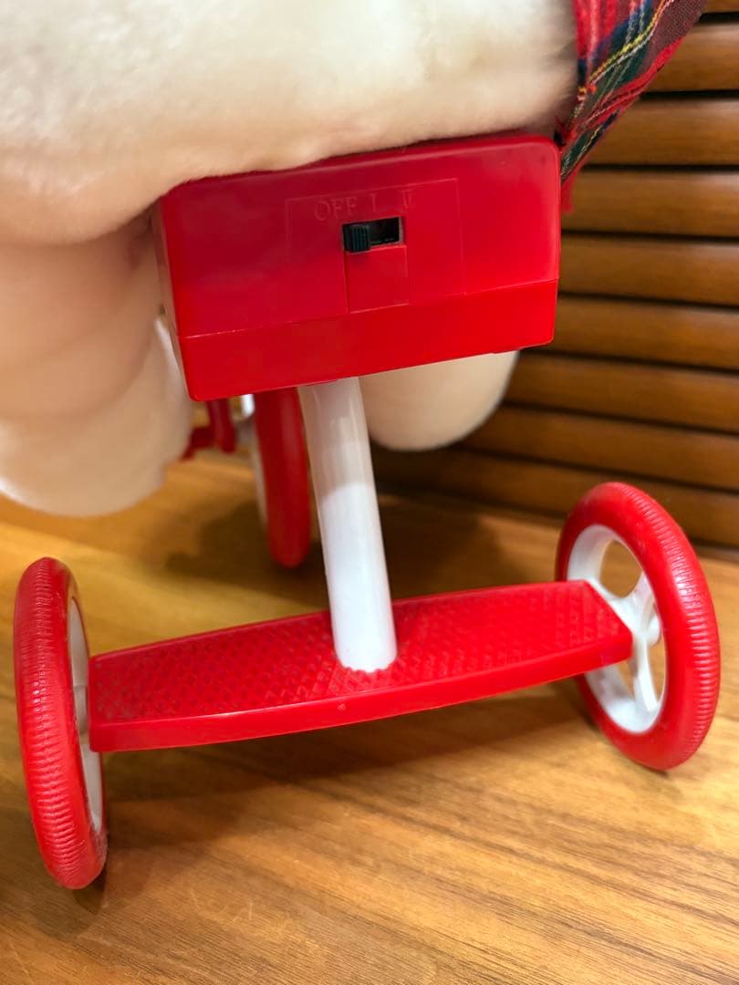 新品☆廃業した玩具店に飾ってあった ☆ハローキティメロディさんりんしゃ◎動作OK