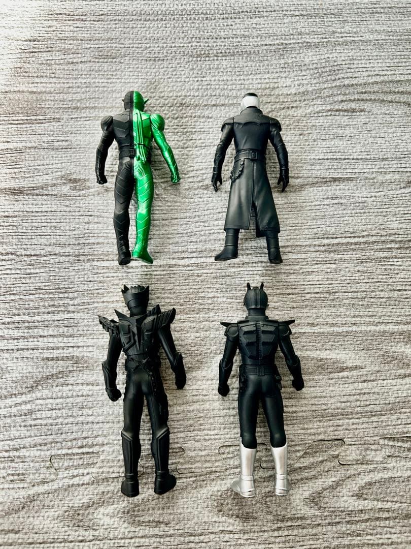 他の仮面ライダーご購入の方へプレゼントします