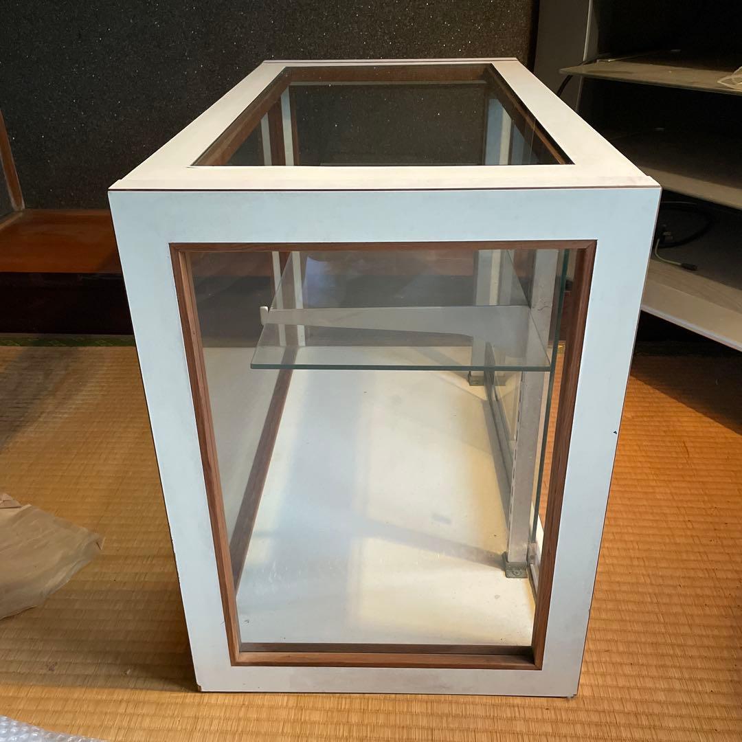 ヴィンテージ2段式ガラスショーケース