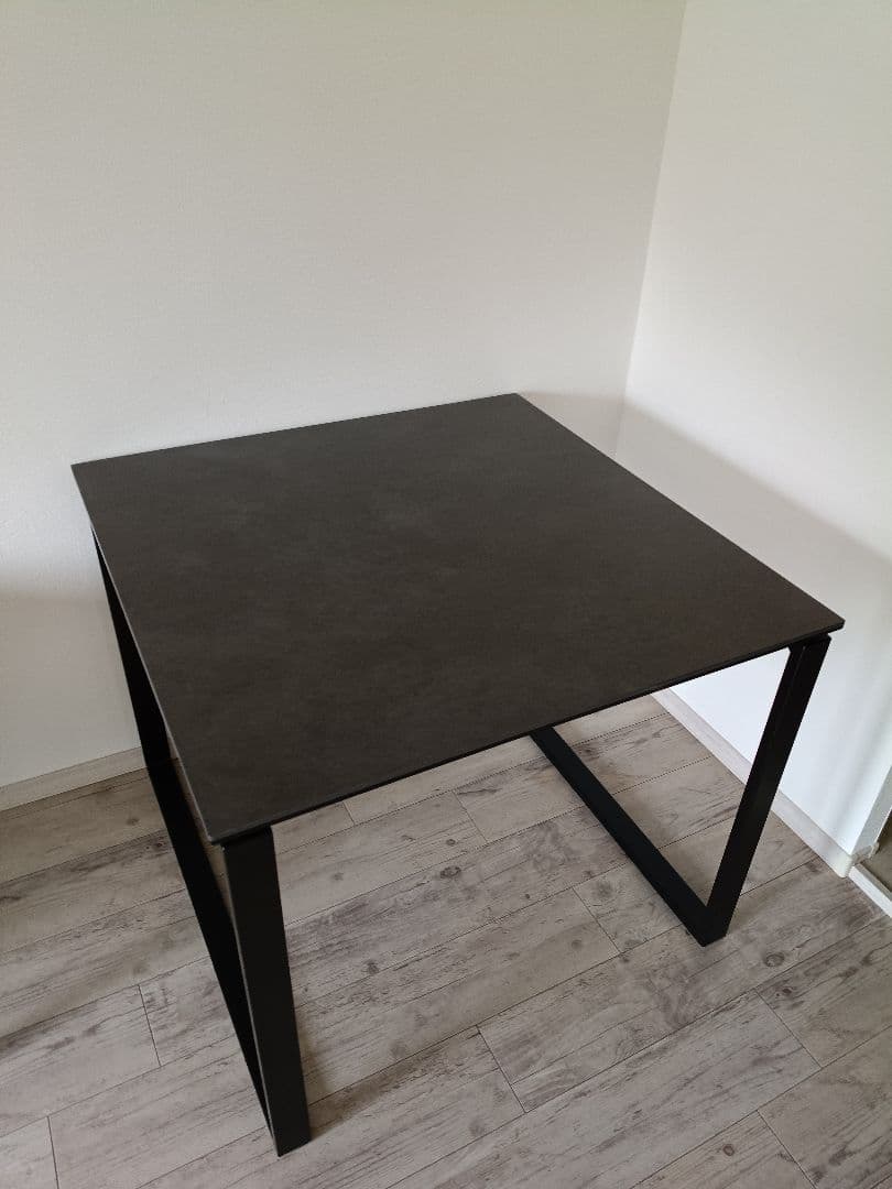 ダークグレー 正方形 ダイニングテーブル