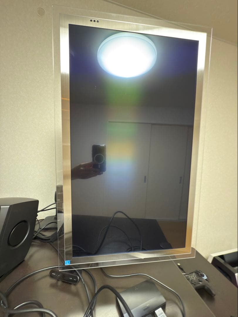 JOLED Glancy 4K27インチ有機ELモニター