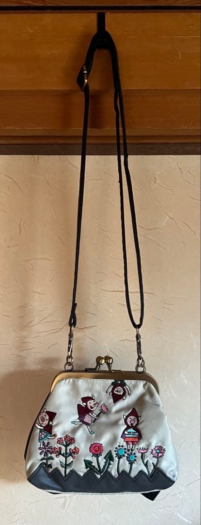 アルベロベロ 赤ずきん　ポシェット