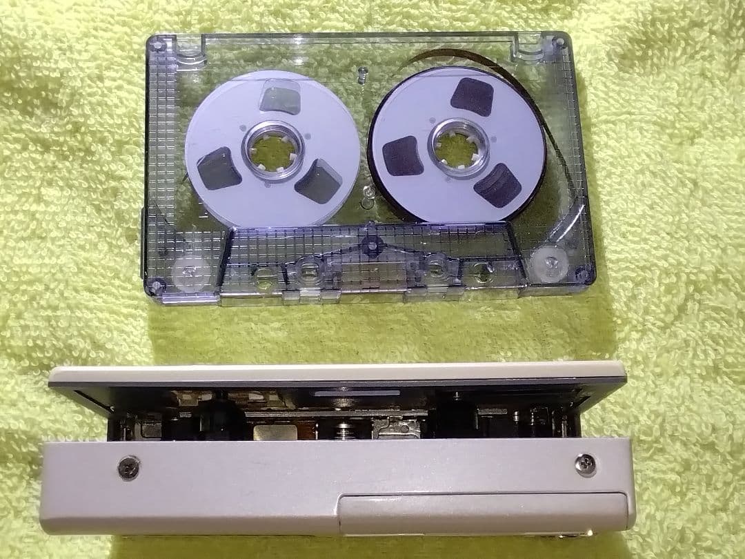 TOSHIBA ウォーキーKT-AS10 カセットプレーヤー