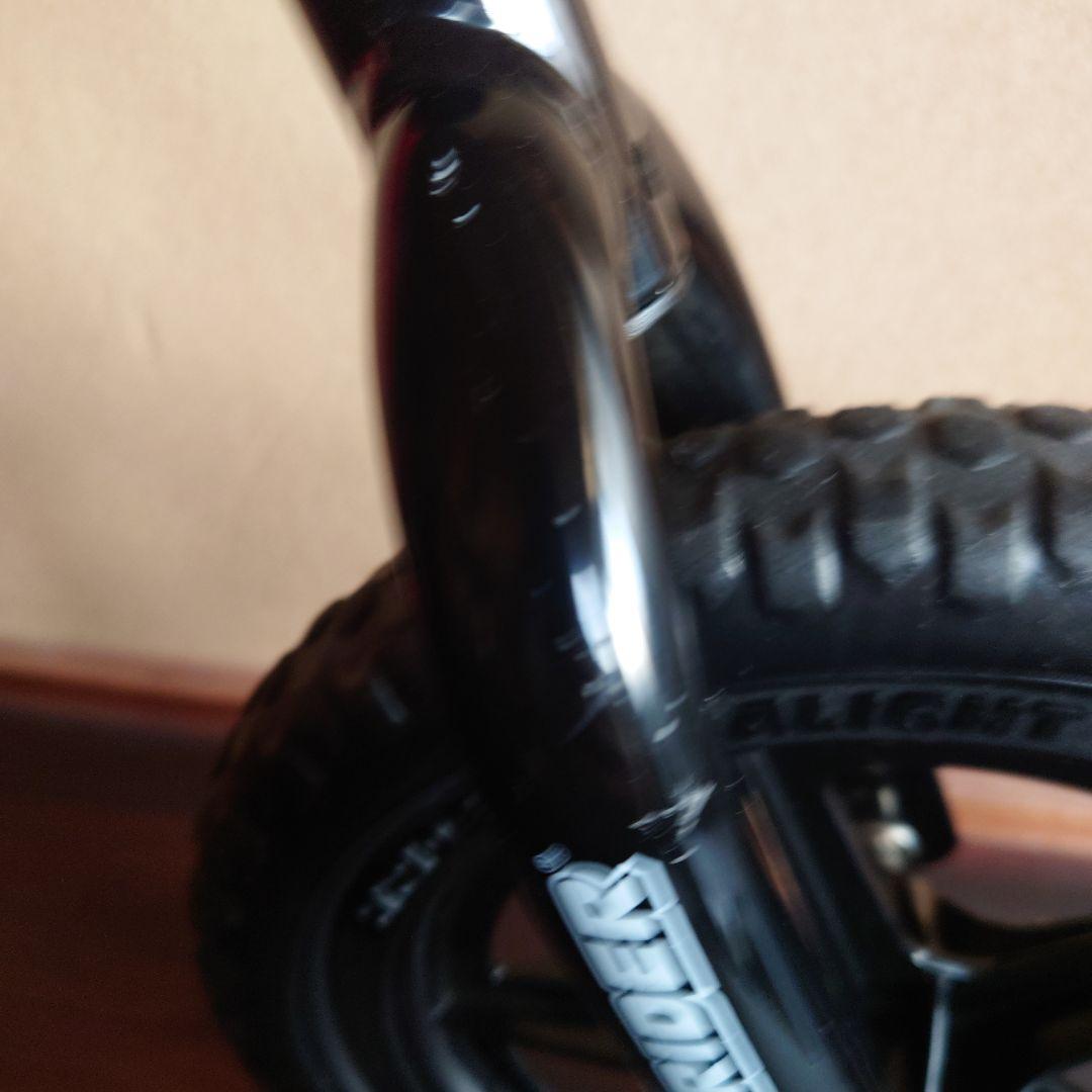 【美品、サビなし、キズ少ない】STRIDER バランスバイク 赤 12インチ