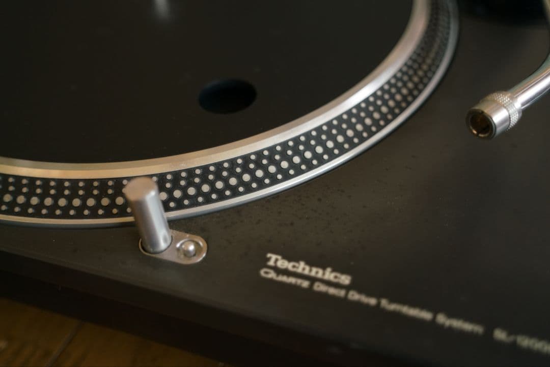 Technics SL-1200 mk3 アナログターンテーブル