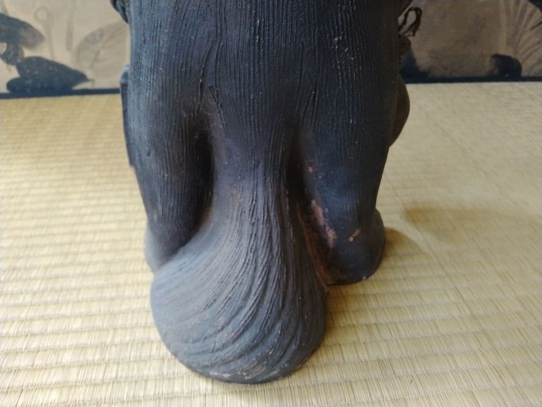 古格あるすまし顔なタヌキ　骨董　信楽焼　京焼　茶道具　置物　開運　縁起物