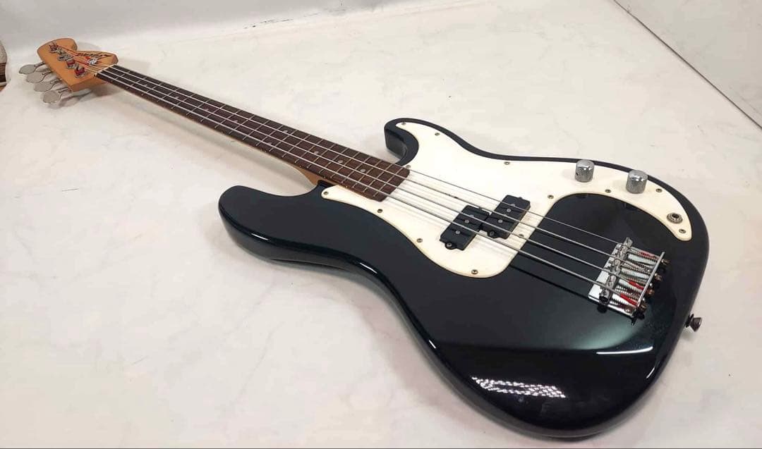 Legend エレキベース