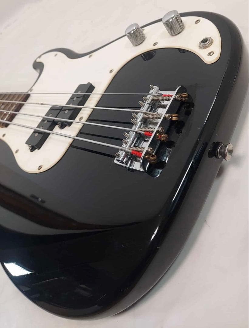 Legend エレキベース