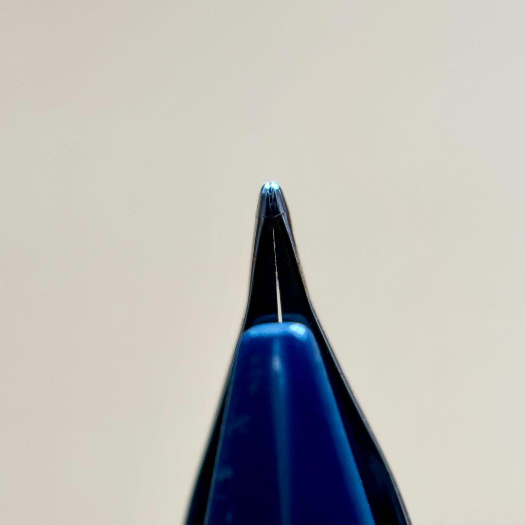 【美品】 PILOT キャップレス 万年筆 18Kペン先 極細 EF 黒軸