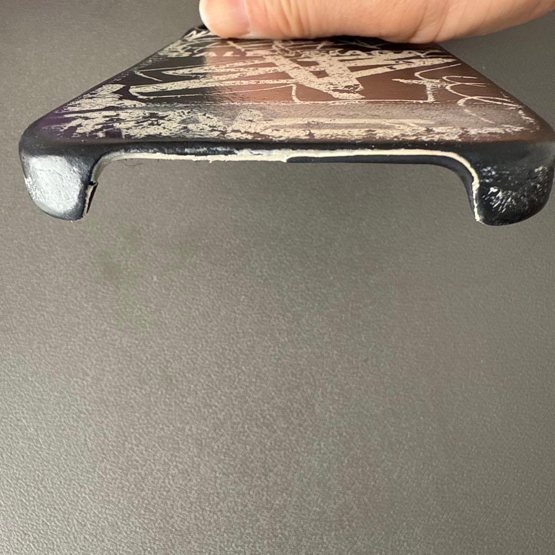 【希少品】Balenciaga グラフィティ iPhone13pro用ケース