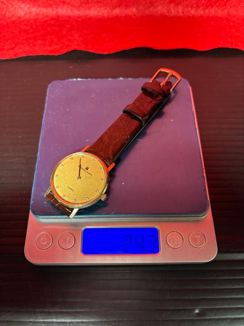 UNIVERSAL GENEVE クォーツ 腕時計 12Pダイヤ14K 金無垢