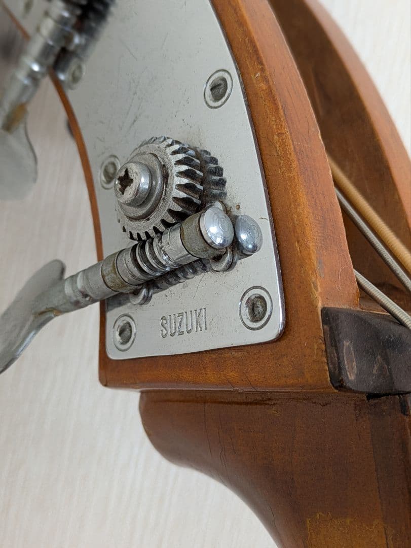 コントラバス　スズキ製