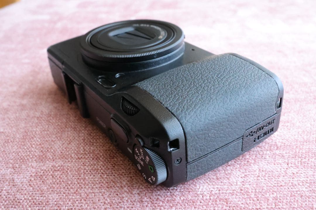 RICOH　GR DIGITAL Ⅳ　充電器付