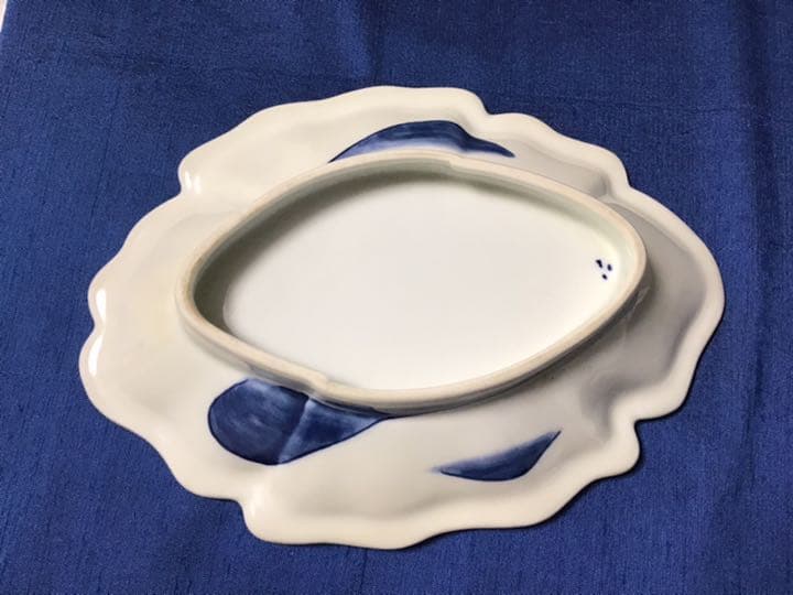 藍鍋島流水鷺図変形皿、5枚。