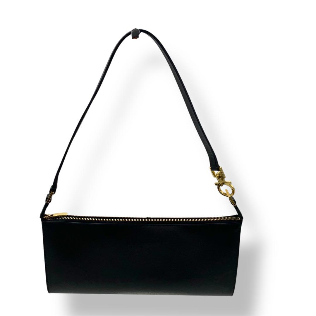 Salvatore Ferragamo レザー バッグ アクセサリーポーチ