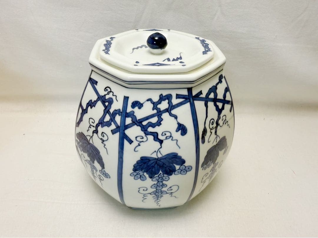 未使用 茶道具 手塚祥堂 别号 央 造 染付葡萄棚文 水指 底印 栞 共箱