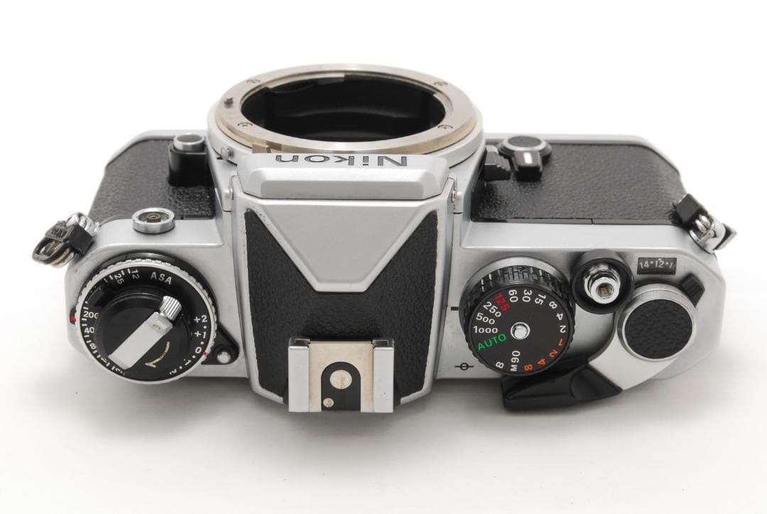 【良品】Nikon ニコン ボディ フィルムカメラ シルバー