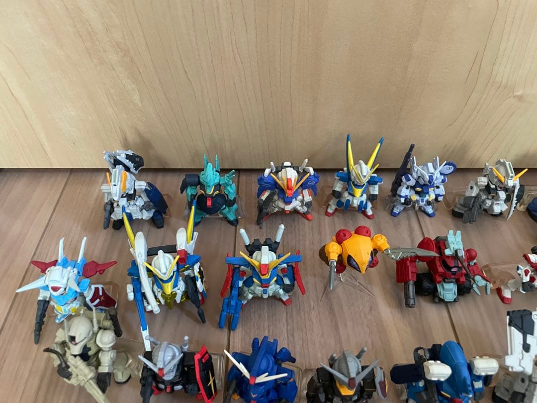 ガンダムコンバージ　約100 体　ジャンク　未開封あり