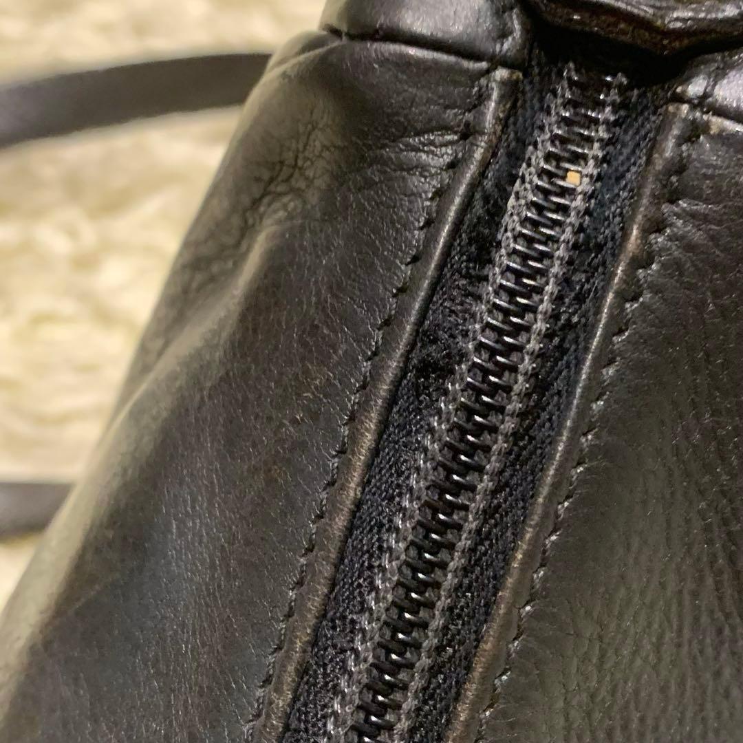 美品✨イルビゾンテ ショルダーバックハーフムーン クロスボディ