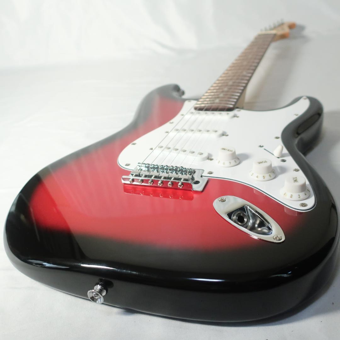ほぼ未使用 Legend エレキギター ケース付 ストラトタイプ 2トーンレッド