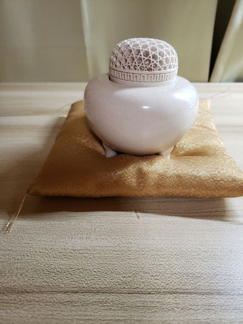 薩摩焼　白磁三足香炉　光石作