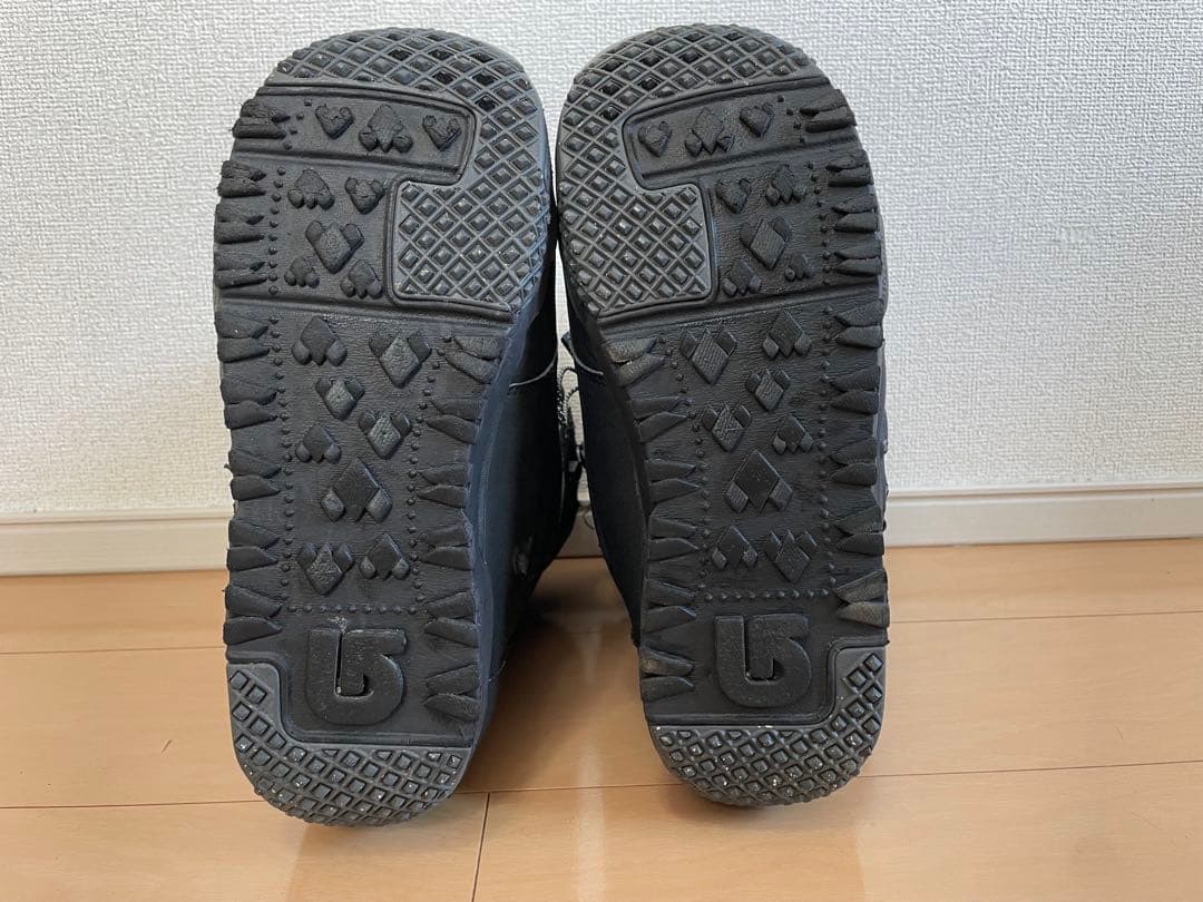 スノーボードブーツ 黒