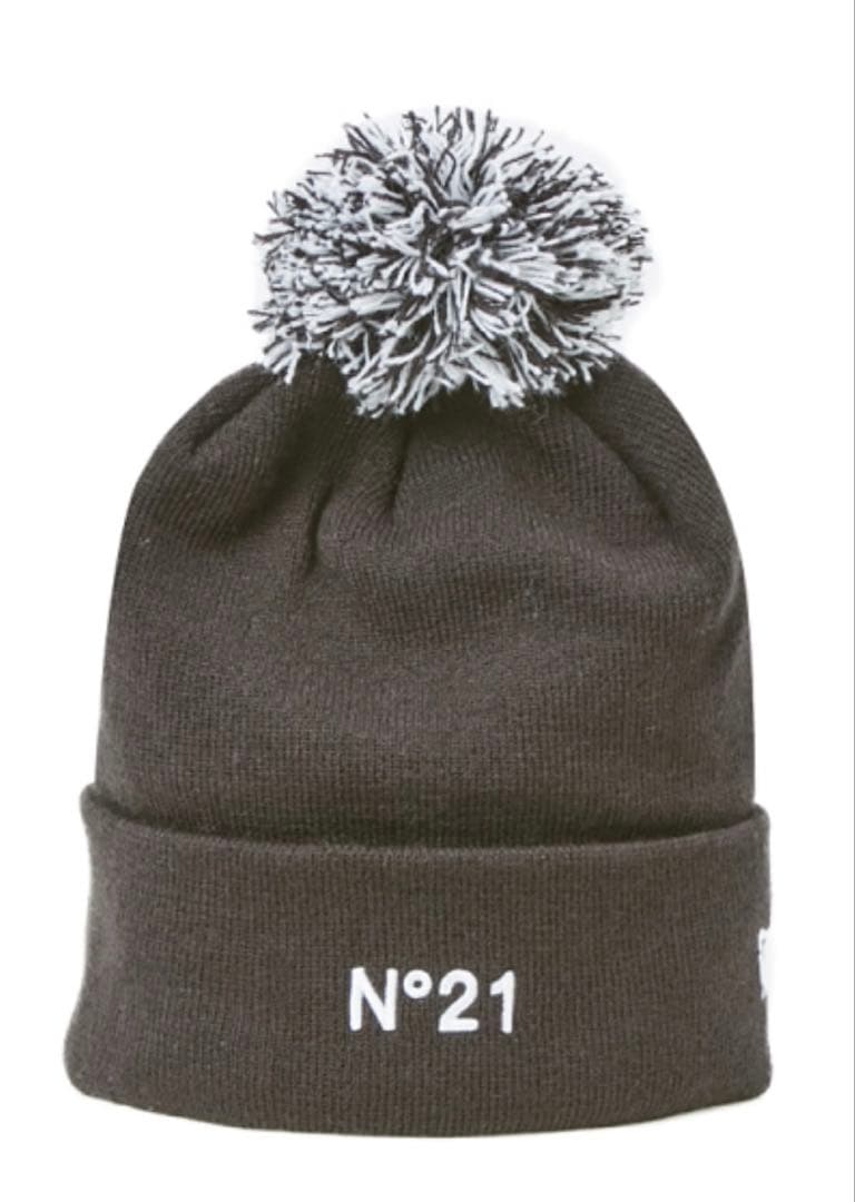 N°21 × NEW ERA ポンポンニット POM-PON KNIT
