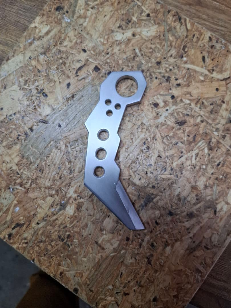 カランビット　21