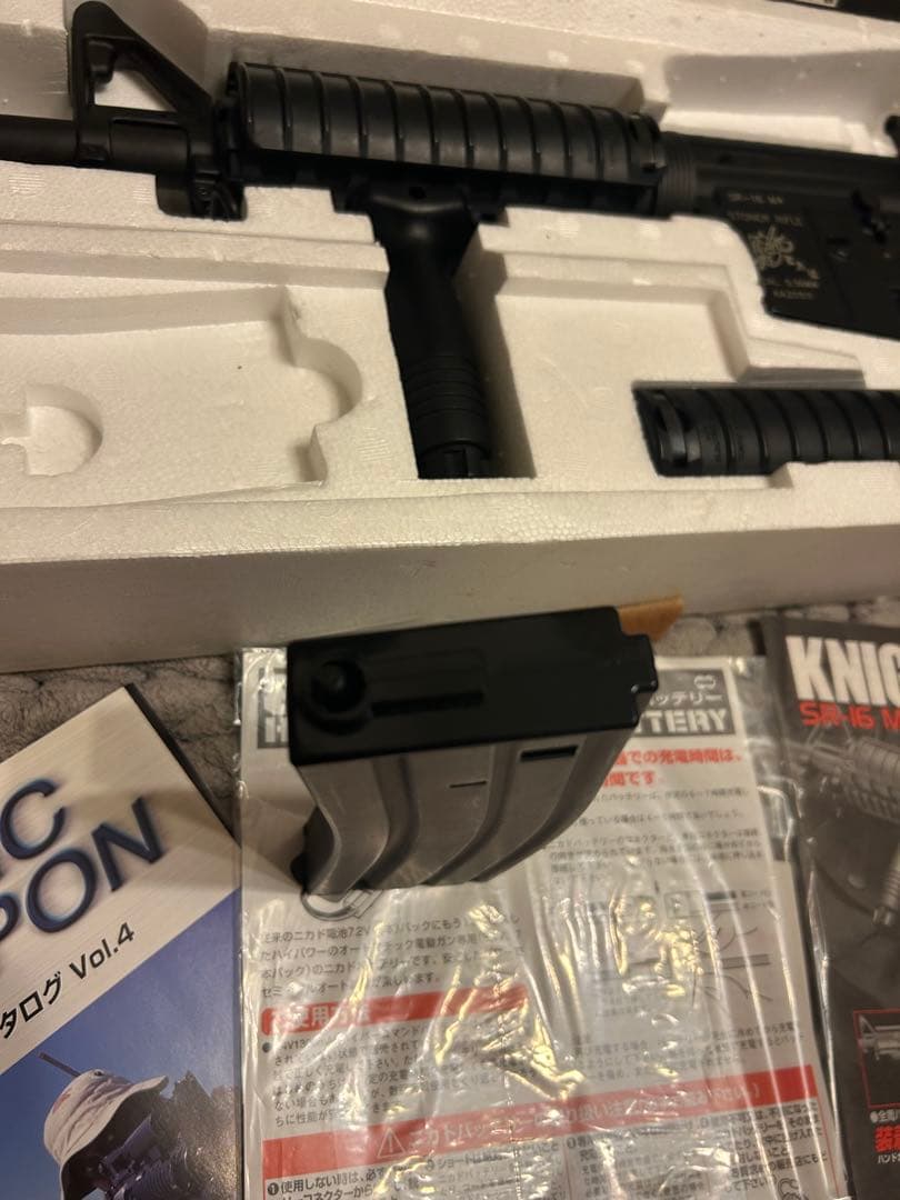 KNIGHT'S SR-16 M4 CARBINE オートマチック電動エアーガン