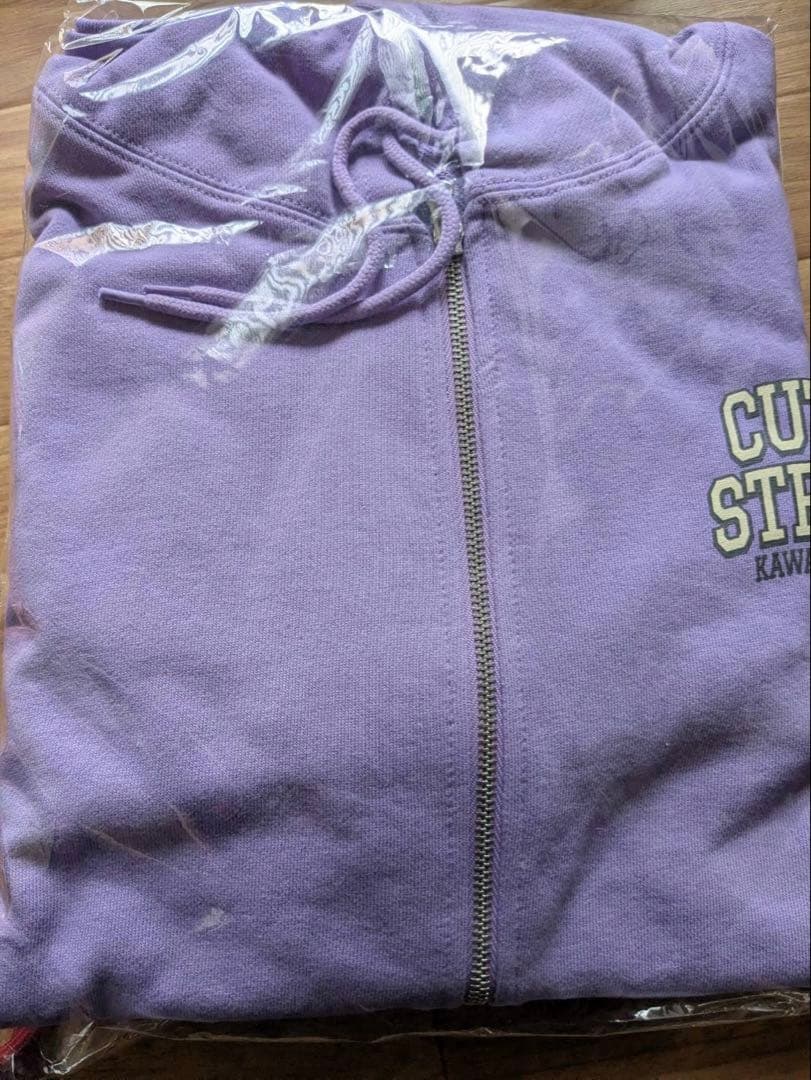 CUTIE STREET OSHI API Zip-up hoodie 真鍋凪咲