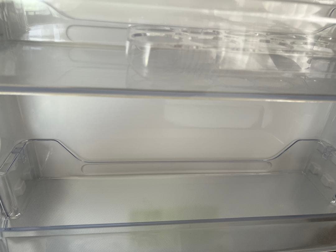 【送料込み】SHARP 冷蔵庫　SJ-PD28F-W 280L