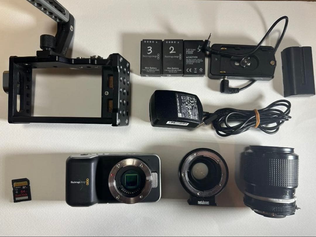 BMPCC　OG ＋スピードブースター＋おまけとしてケージレンズ SDカード他