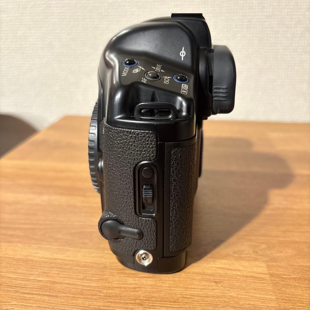 ［美品］Canon EOS-1V　フィルム一眼レフカメラ
