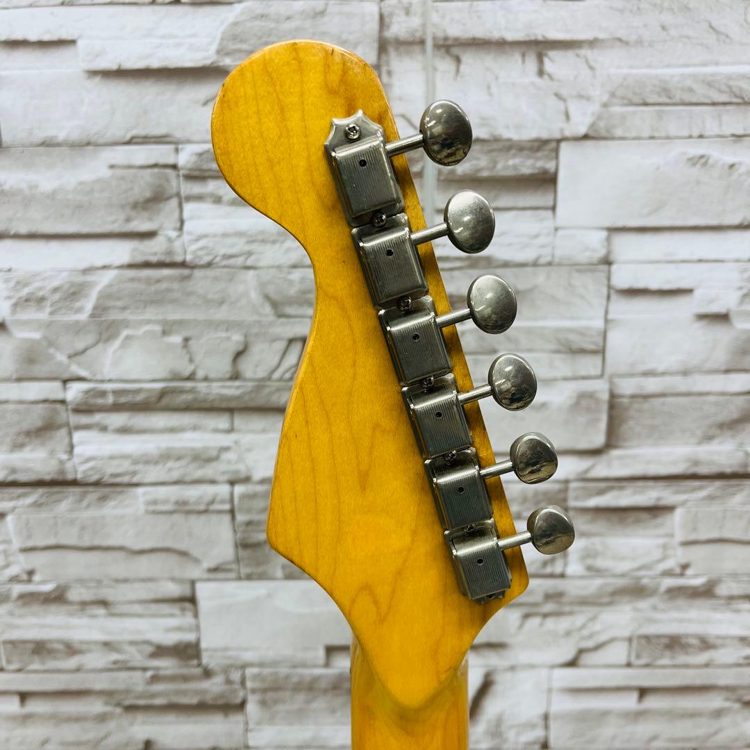 Elvis エルビス ストラトタイプ エレキギター