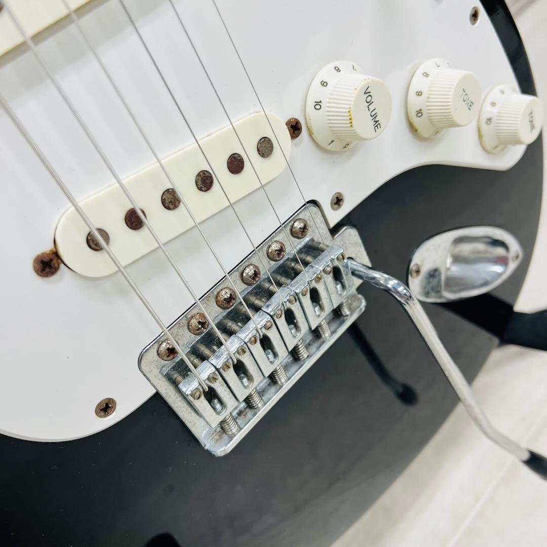 Elvis エルビス ストラトタイプ エレキギター