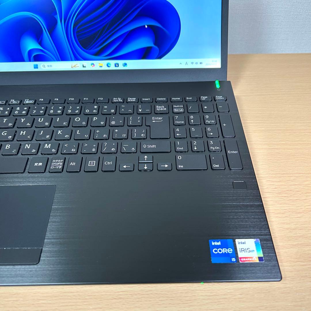 美品 VAIO S15 VJS1551 1TB DVDドライブ 15型　12世代