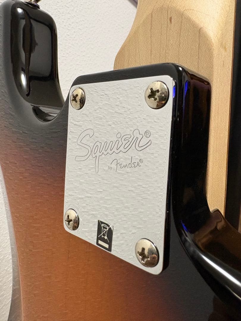 Squier by Fender スクワイヤ ストラトキャスター レフティ 美品