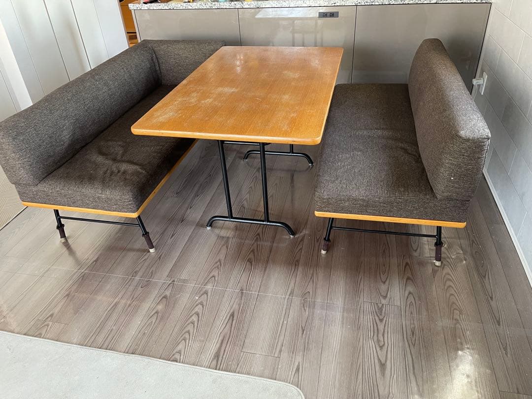 ウニコ ファニート 　I字型ソファ