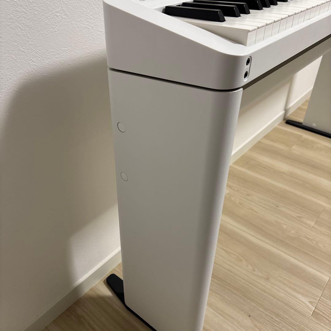 CASIOカシオ　PX-S1100WE プリヴィア　ホワイト電子ピアノ88鍵盤