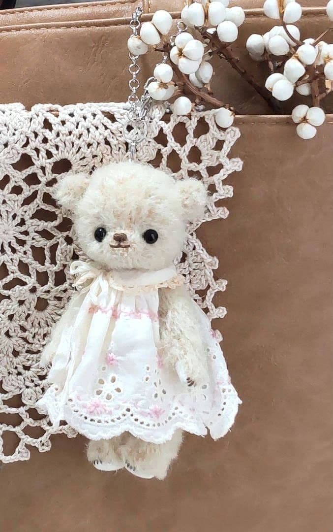 ハンドメイド テディベア バックチャーム 短毛カールモヘア ベージュ色