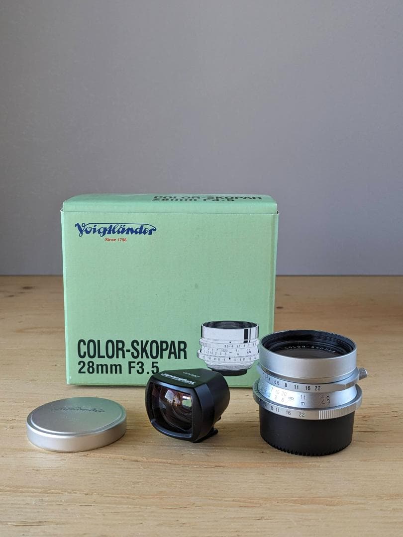 Voigtländer COLOR SKOPAR 28mmF3.5ファインダー付