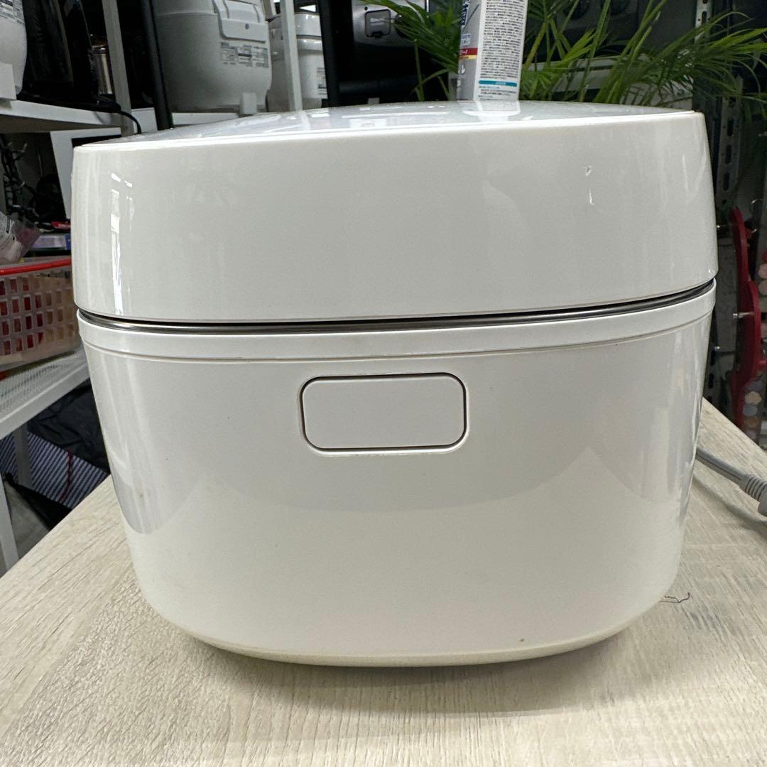 【Panasonic/IH炊飯器 SR-UNX101】白　家電　パナソニック